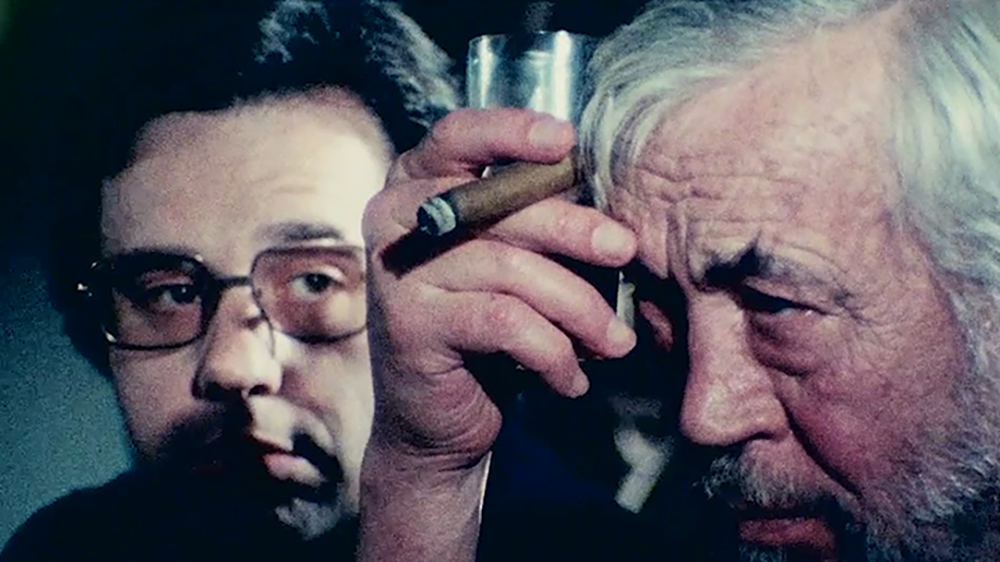 Peter Bogdanovich, John Huston in Orson Wells' "The Other Side Of The Wind"